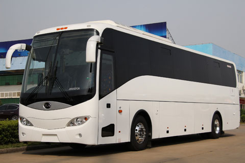 ���ڳ��ͣ���·�ѿͳ�JXK6126