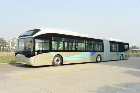���ڳ��ͣ��д�ͳ�YCK6180BEVC