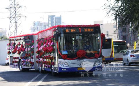 装配Cursor 系列发动机的北京公交客车