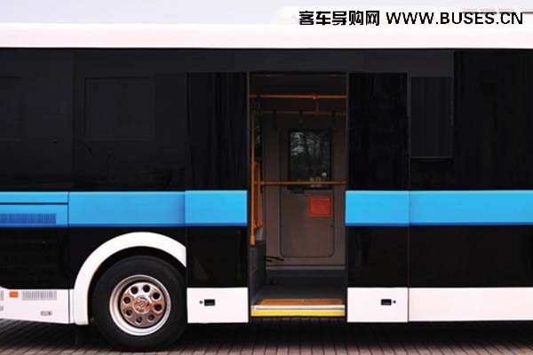 DD6761G系列超级巴士-平移门