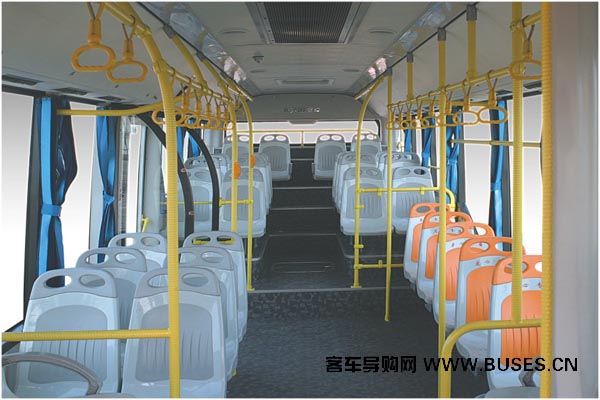 黄海DD6118S13公交车