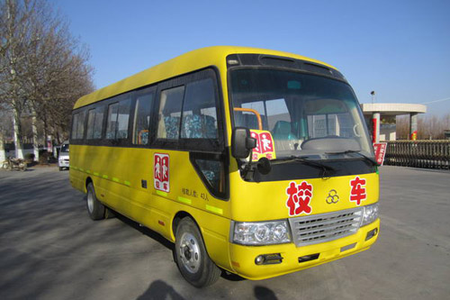 舒驰ytk6760x小学生校车柴油国三2443座
