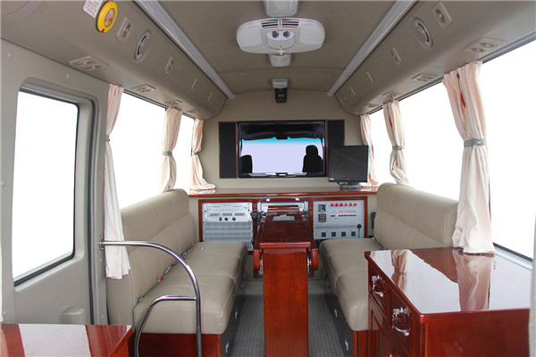宇通ZK5070XZH1指挥车（柴油国四4-10座）  