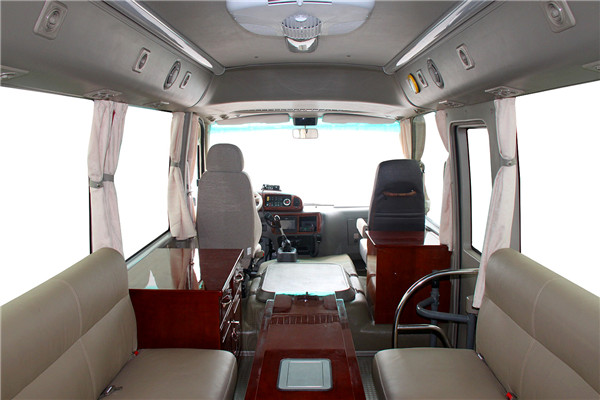 宇通ZK5070XZH1指挥车（柴油国四4-10座）  