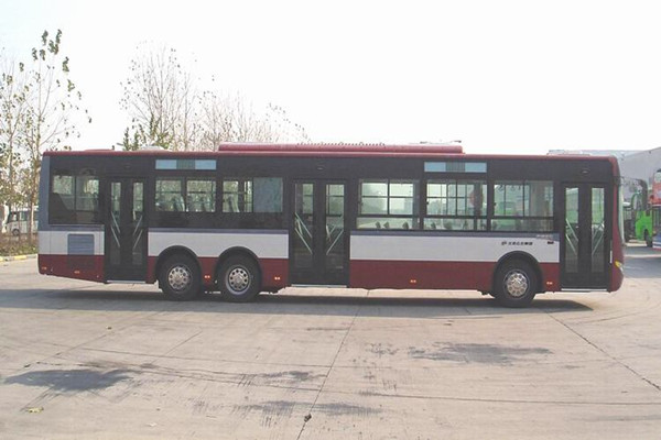 宇通zk6140hg1公交车柴油国四1054座
