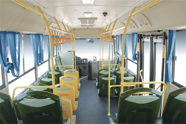 金旅XML6845JEV20C公交车
