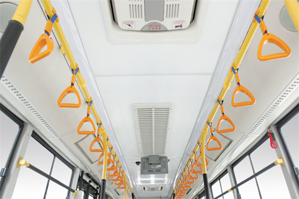 金旅XML6105J38C公交车（柴油国四24-40座）