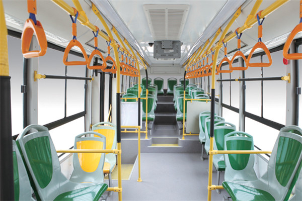 金旅XML6105JEVA0C公交车
