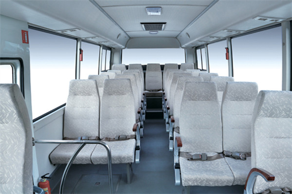 金旅XML6602J18客车