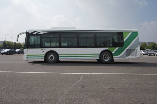 一汽CA6100URHEV21公交车（天然气/电混合动力国五10-30座）
