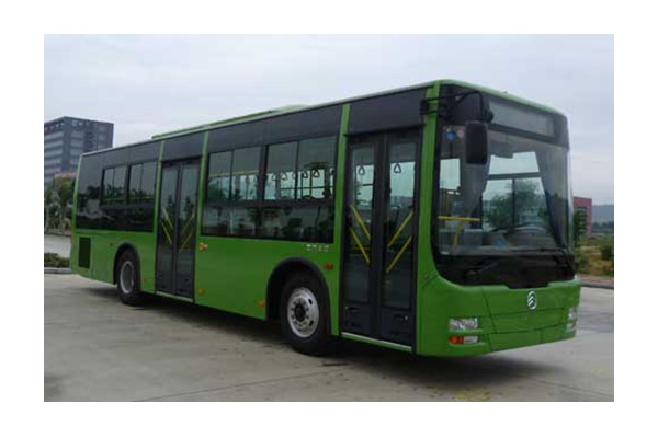 金旅XML6105JHEVG5C2公交车