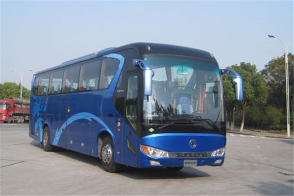 申龙SLK6128L5AN5客车（天然气国五24-59座）