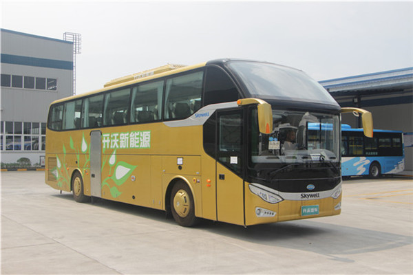 南京金龙NJL6125Y客车（柴油国五24-52座）