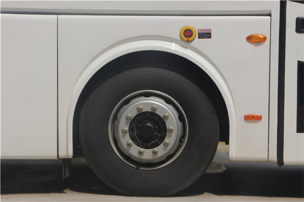 南京金龙NJL6117BEV25客车（纯电动24-48座）