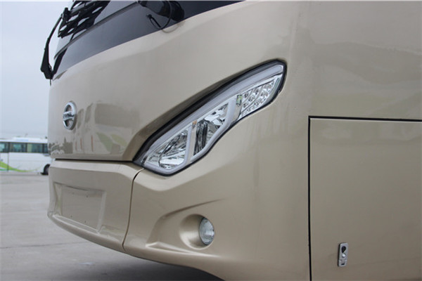 南京金龙NJL6107BEV7客车（纯电动24-47座）