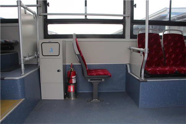 南京金龙NJL6129BEV22公交车（纯电动24-36座）