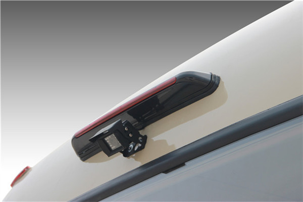 南京金龙NJL6806BEV7客车（纯电动24-31座）