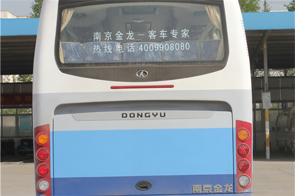 南京金龙NJL6808YA4客车（柴油国四24-35座）