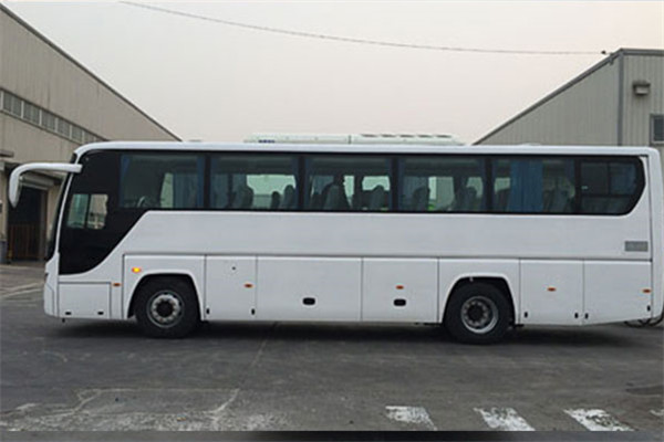 福田欧辉BJ6120U8LJB-3客车（柴油国四24-55座）