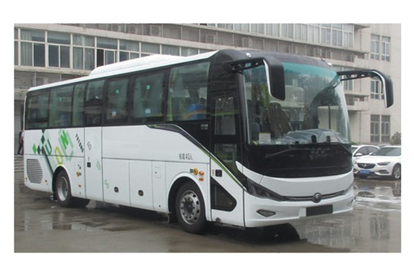 宇通zk6997h6z客车柴油国六2444座