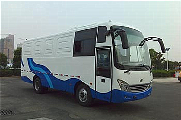 少林SLG5130XXYC5E厢式运输车（柴油国五2-6座）