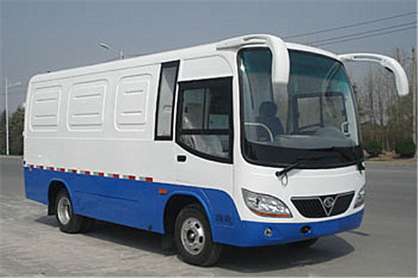 少林SLG5060XXYT5F厢式运输车（天然气国五2-6座）