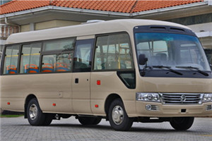 金旅XML6729公交车