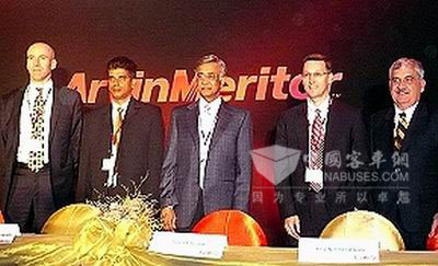 阿文美驰公司亚太区、印度及新技术中心的领导们