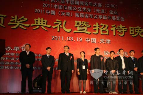 玉柴获得2011CIBC客车零部件最具实力产品奖等三项大奖