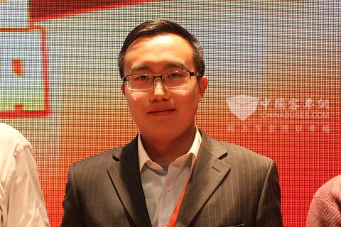 米其林公司代表上台领奖