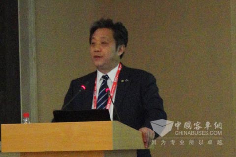 中国汽车工业协会常务副会长兼秘书长董扬在波比格斯新闻发布会上致辞