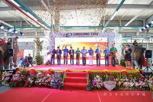 泰国玲珑举行玲珑轮胎建厂40周年暨全钢项目全线投产庆典现场剪彩